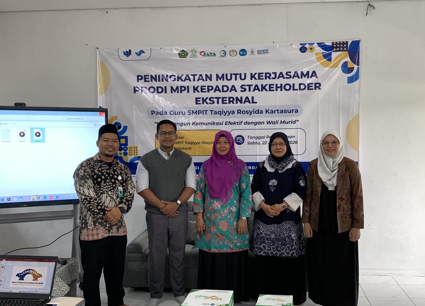 Program Studi Manajemen Pendidikan Islam Laksanakan PKM “Membangun Komunikasi Efektif dengan Wali Murid” di SMPIT Taqiyya Rosyida Surakarta